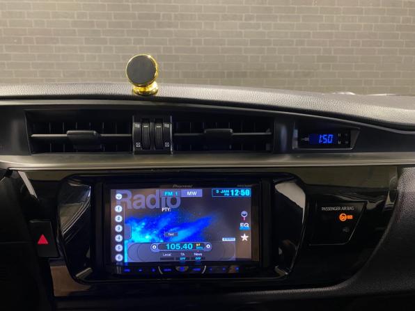 Toyota Corolla XI (E160 E170 E180) с пробегом 2013 года, цена 1 350 000 рублей, 94106 км, седан, Автокод Объявления