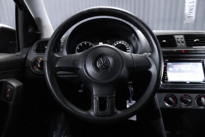 Volkswagen Polo V с пробегом 2014 года, цена 899 000 рублей, 199123 км, седан, Автокод Объявления