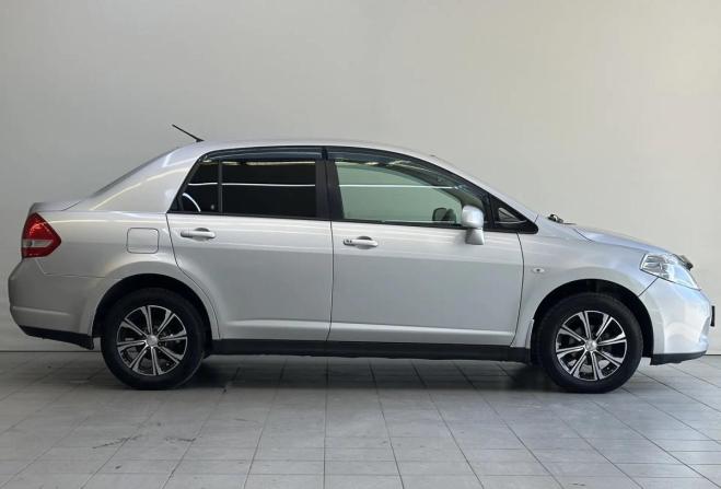 Nissan Tiida I Рестайлинг с пробегом 2010 года, цена 720 000 рублей, 205197 км, седан, Автокод Объявления