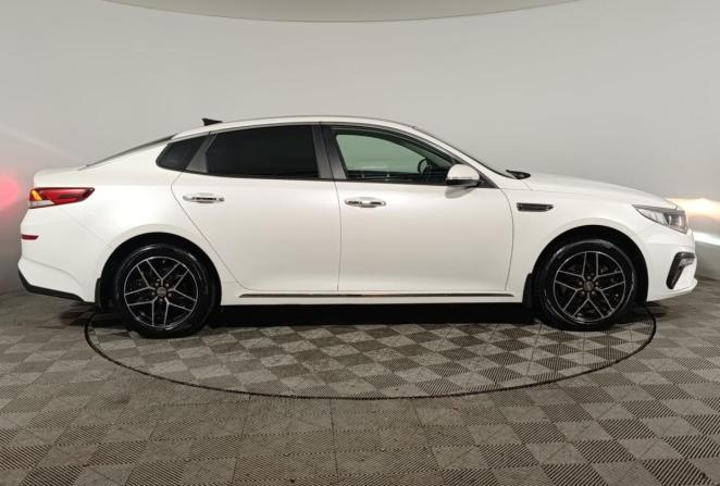 Kia Optima IV Рестайлинг с пробегом 2018 года, цена 2 149 000 рублей, 111270 км, седан, Автокод Объявления