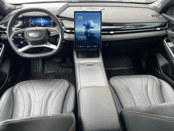 Geely Preface I с пробегом 2024 года, цена 2 620 000 рублей, 20518 км, седан, Автокод Объявления