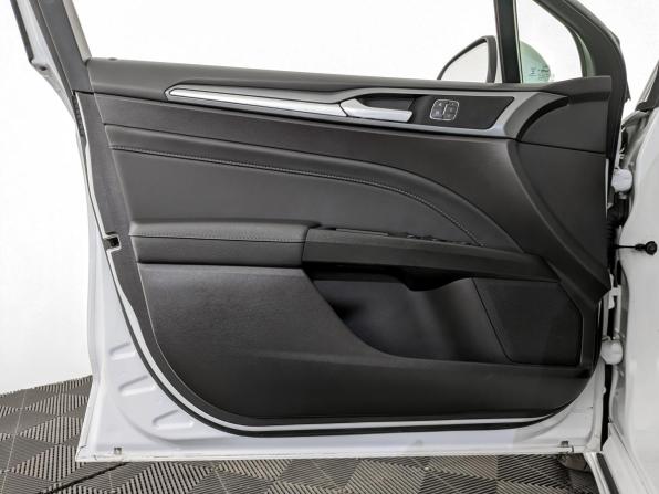 Ford Mondeo V с пробегом 2018 года, цена 1 830 000 рублей, 116815 км, седан, Автокод Объявления