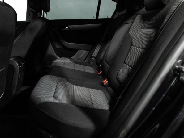 Volkswagen Passat B7 с пробегом 2011 года, цена 1 149 700 рублей, 146978 км, седан, Автокод Объявления