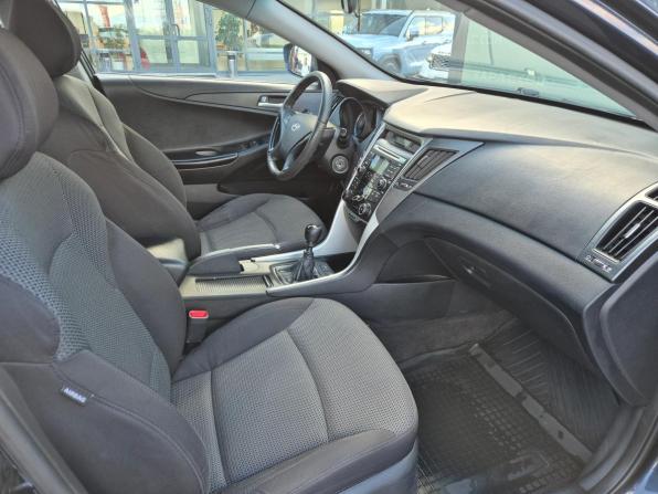 Hyundai Sonata VI (YF) с пробегом 2011 года, цена 749 000 рублей, 310034 км, седан, Автокод Объявления