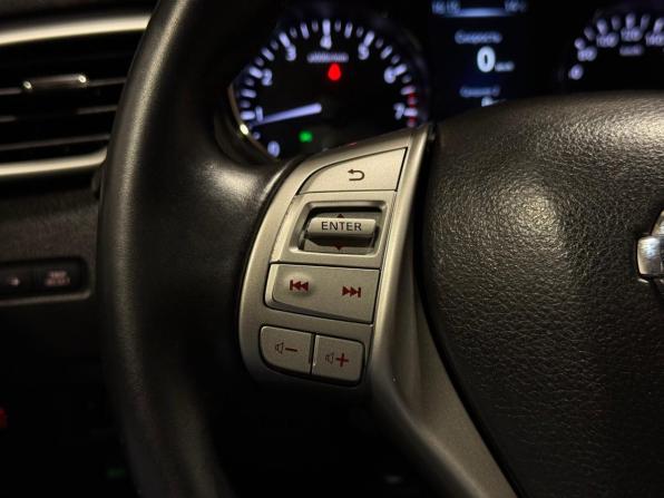 Nissan Qashqai II с пробегом 2017 года, цена 1 379 000 рублей, 182101 км, внедорожник, Автокод Объявления