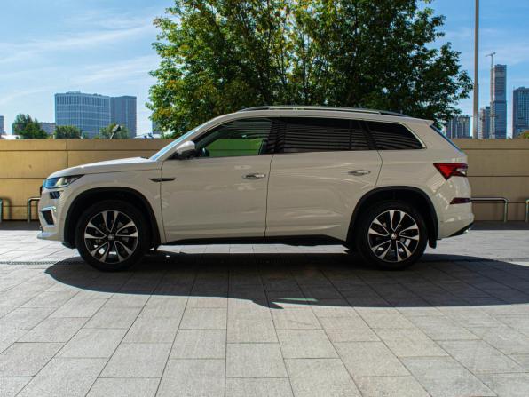 Skoda Kodiaq I Рестайлинг с пробегом 2024 года, цена 4 690 000 рублей, 15000 км, внедорожник, Автокод Объявления