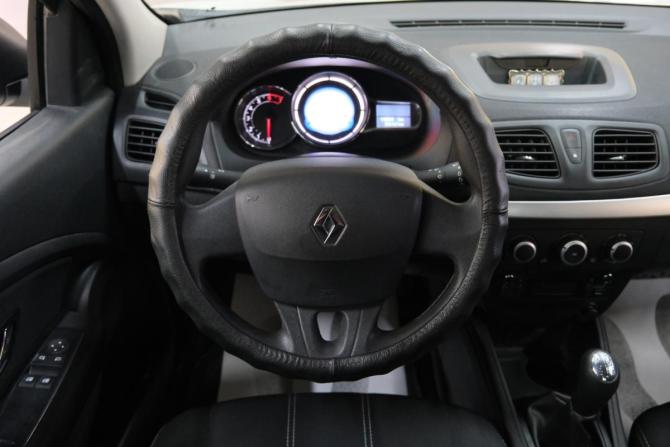 Renault Fluence I Рестайлинг с пробегом 2013 года, цена 799 000 рублей, 114500 км, седан, Автокод Объявления