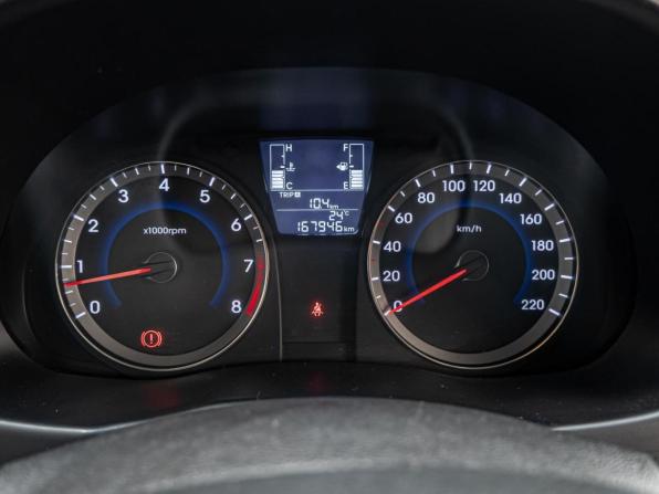 Hyundai Solaris I Рестайлинг с пробегом 2015 года, цена 810 000 рублей, 167946 км, седан, Автокод Объявления