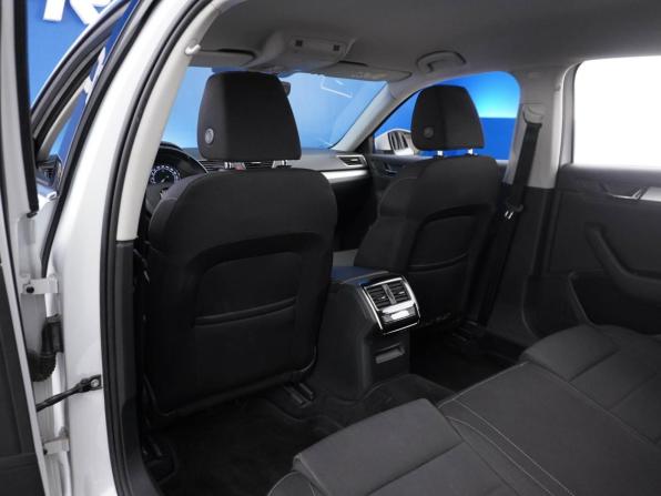 Skoda Superb III с пробегом 2016 года, цена 1 779 040 рублей, 132002 км, лифтбек, Автокод Объявления