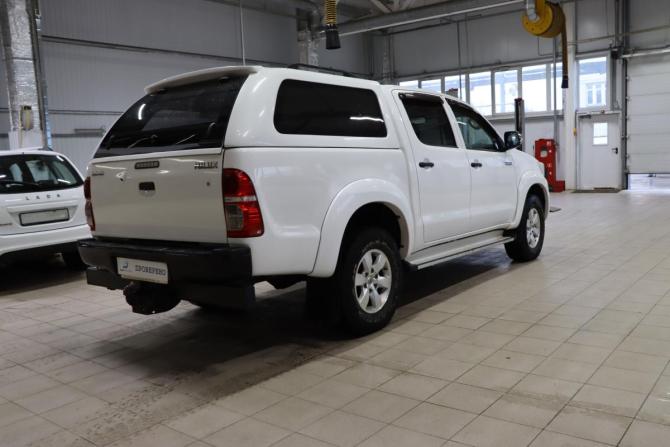 Toyota Hilux VII Рестайлинг с пробегом 2012 года, цена 1 799 990 рублей, 175052 км, пикап, Автокод Объявления