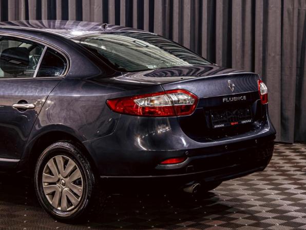 Renault Fluence I с пробегом 2010 года, цена 695 000 рублей, 190000 км, седан, Автокод Объявления