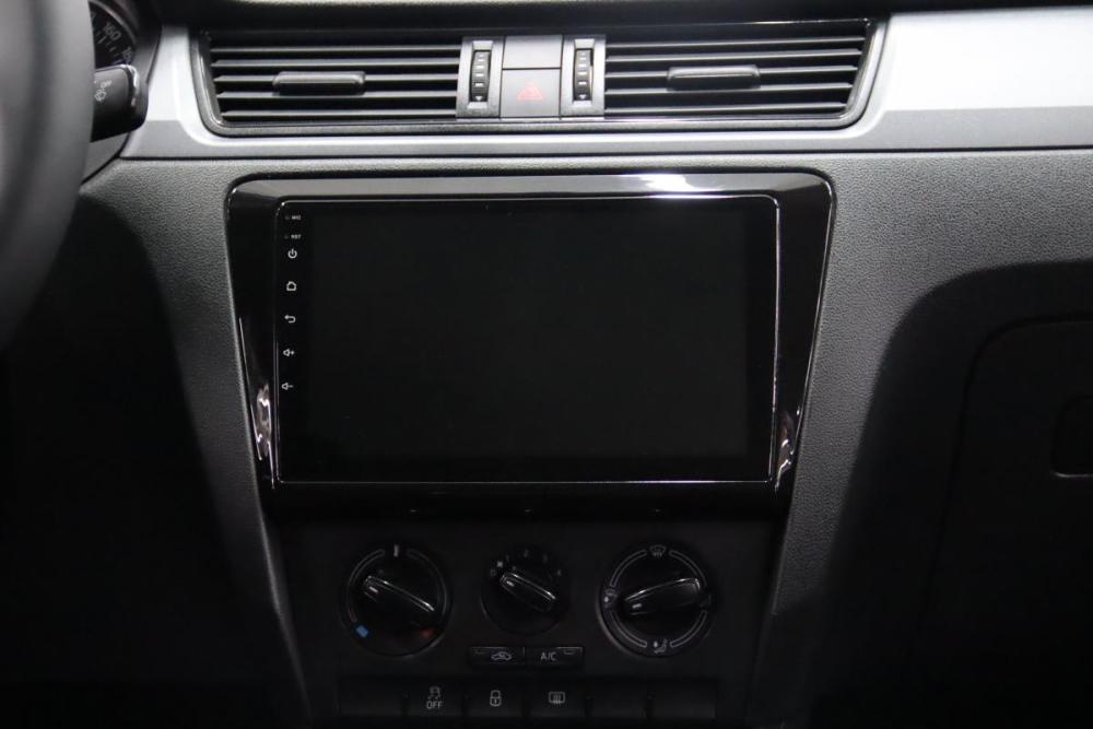 Skoda Rapid I Сургут  - изображение 18