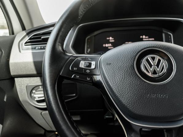 Volkswagen Tiguan II с пробегом 2018 года, цена 3 150 000 рублей, 97925 км, внедорожник, Автокод Объявления