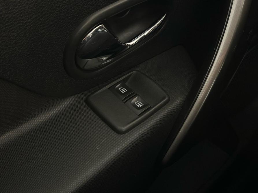 Renault Sandero II Великий Новгород  - изображение 18