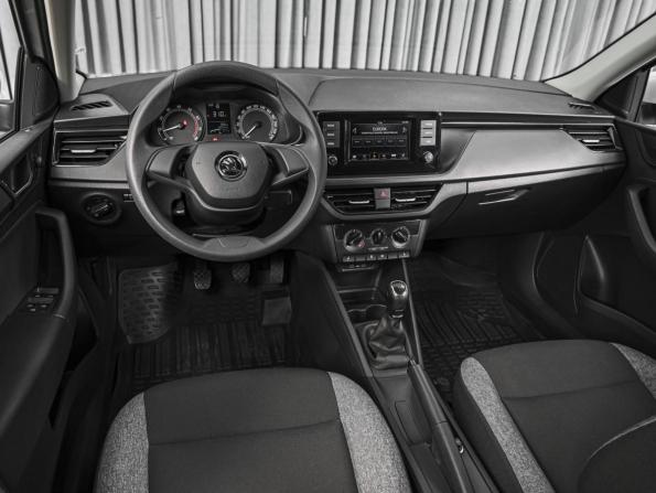 Skoda Rapid II с пробегом 2021 года, цена 1 650 000 рублей, 52741 км, лифтбек, Автокод Объявления