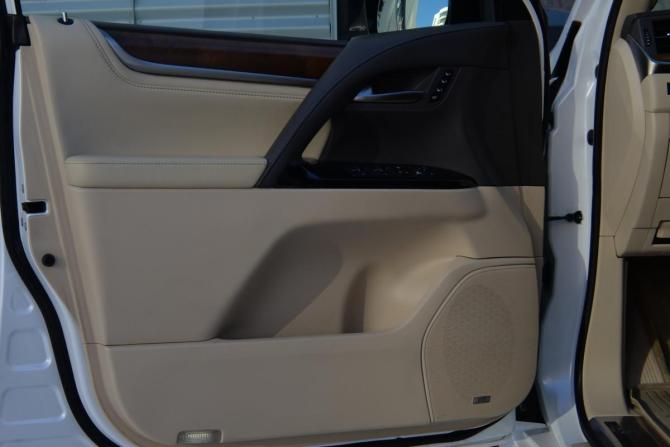Lexus LX III Рестайлинг 2 с пробегом 2018 года, цена 7 500 000 рублей, 166195 км, внедорожник, Автокод Объявления