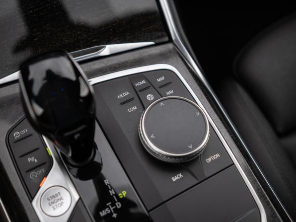 BMW 3 серии VII (G2x) с пробегом 2020 года, цена 3 350 000 рублей, 121186 км, седан, Автокод Объявления