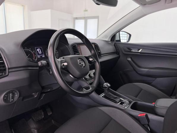 Skoda Karoq I с пробегом 2021 года, цена 2 590 000 рублей, 43179 км, внедорожник, Автокод Объявления