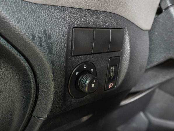 Peugeot Partner II с пробегом 2011 года, цена 679 000 рублей, 236359 км, компактвэн, Автокод Объявления