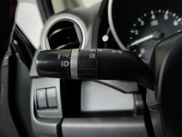 Mazda 5 II (CW) с пробегом 2011 года, цена 895 000 рублей, 310132 км, минивэн, Автокод Объявления