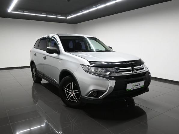 Mitsubishi Outlander III Рестайлинг 2 с пробегом 2015 года, цена 1 395 000 рублей, 249303 км, внедорожник, Автокод Объявления