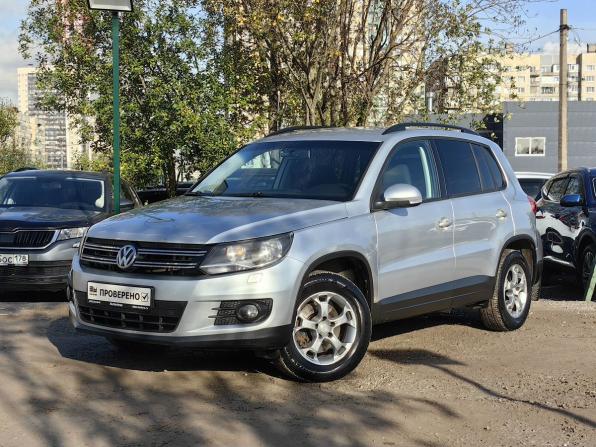 Volkswagen Tiguan I Рестайлинг с пробегом 2012 года, цена 729 000 рублей, 240000 км, внедорожник, Автокод Объявления