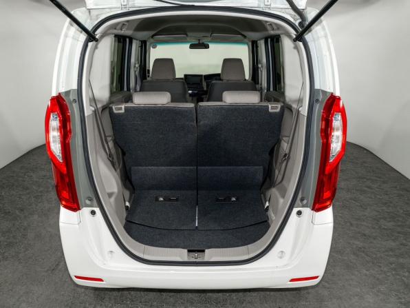 Honda N-BOX II с пробегом 2018 года, цена 775 000 рублей, 93564 км, микровэн, Автокод Объявления
