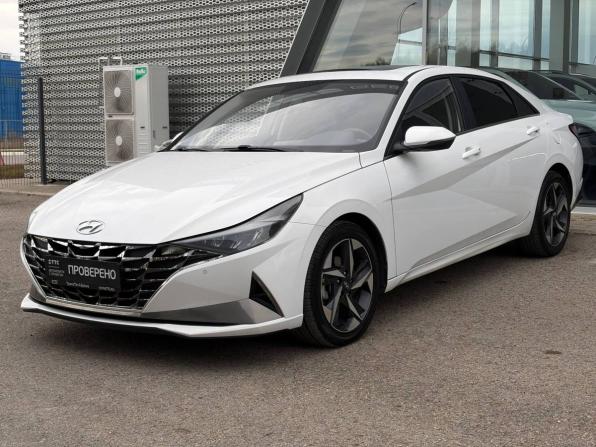 Hyundai Elantra VII (CN7) с пробегом 2022 года, цена 1 999 000 рублей, 90000 км, седан, Автокод Объявления