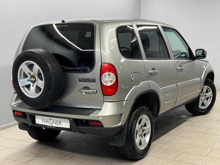 Chevrolet Niva I Рестайлинг Санкт-Петербург  - изображение 2