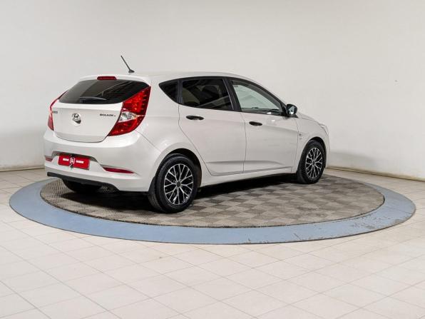 Hyundai Solaris I Рестайлинг с пробегом 2015 года, цена 1 274 900 рублей, 120000 км, хэтчбек, Автокод Объявления