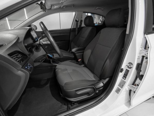 Hyundai Solaris II Рестайлинг с пробегом 2022 года, цена 1 645 000 рублей, 45148 км, седан, Автокод Объявления