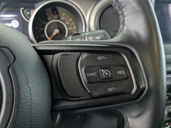 Jeep Wrangler IV (JL) с пробегом 2018 года, цена 3 900 000 рублей, 86461 км, внедорожник, Автокод Объявления