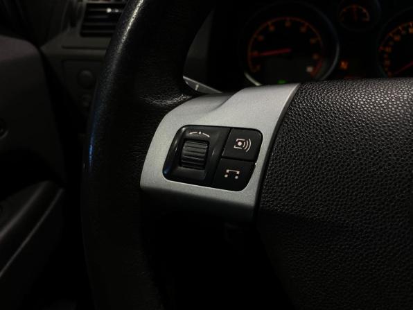 Opel Zafira B Рестайлинг с пробегом 2012 года, цена 700 000 рублей, 233826 км, минивэн, Автокод Объявления
