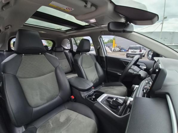 Toyota RAV4 V (XA50) с пробегом 2024 года, цена 3 750 000 рублей, 22895 км, внедорожник, Автокод Объявления