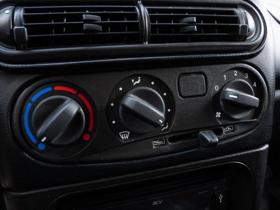 Chevrolet Niva I Рестайлинг Волгоград  - изображение 13