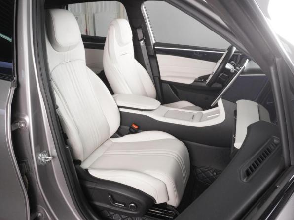 Geely Galaxy L7 с пробегом 2023 года, цена 3 590 000 рублей, 40039 км, внедорожник, Автокод Объявления
