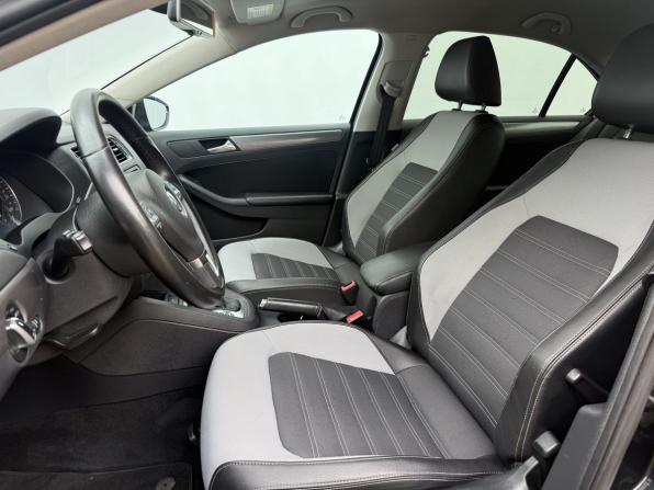 Volkswagen Jetta VI с пробегом 2012 года, цена 960 000 рублей, 154880 км, седан, Автокод Объявления