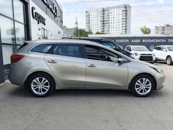 Kia Ceed II с пробегом 2014 года, цена 1 200 000 рублей, 172496 км, универсал, Автокод Объявления