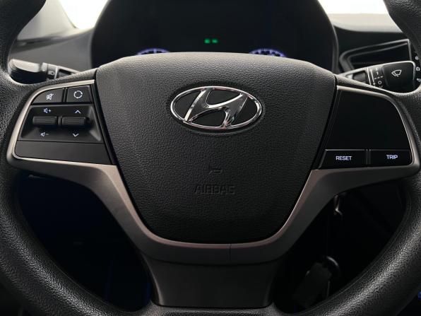 Hyundai Solaris II с пробегом 2020 года, цена 1 330 000 рублей, 150533 км, седан, Автокод Объявления