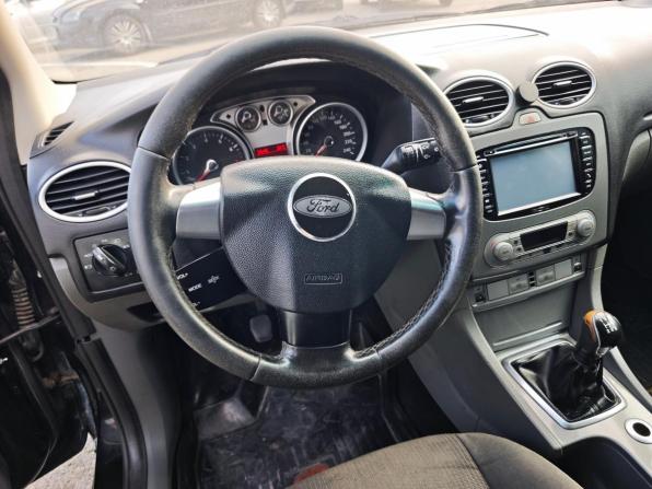 Ford Focus II Рестайлинг с пробегом 2008 года, цена 430 000 рублей, 331000 км, седан, Автокод Объявления