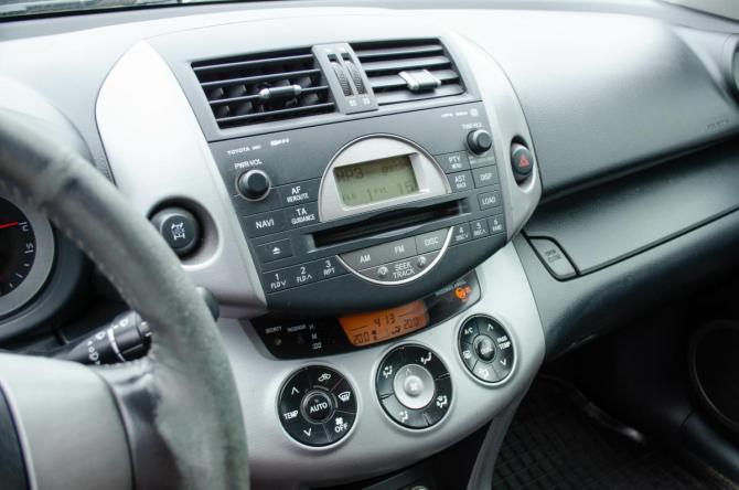 Toyota RAV4 III (XA30) с пробегом 2008 года, цена 1 124 000 рублей, 287000 км, внедорожник, Автокод Объявления