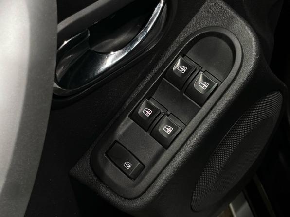 Nissan Terrano III (D10) с пробегом 2016 года, цена 999 000 рублей, 137789 км, внедорожник, Автокод Объявления