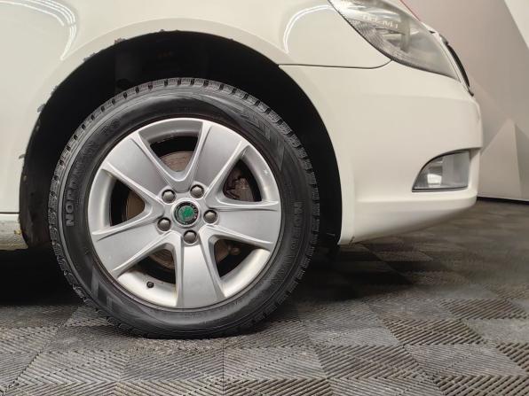 Skoda Octavia II (A5) Рестайлинг с пробегом 2013 года, цена 1 071 000 рублей, 126626 км, лифтбек, Автокод Объявления
