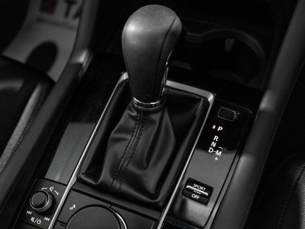 Mazda 3 IV (BP) с пробегом 2020 года, цена 1 630 000 рублей, 28900 км, седан, Автокод Объявления