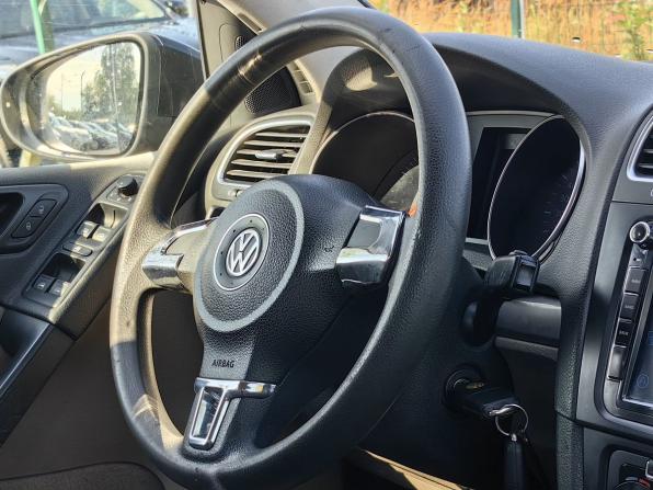 Volkswagen Golf VI с пробегом 2009 года, цена 449 000 рублей, 386666 км, хэтчбек, Автокод Объявления
