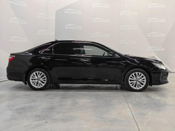 Toyota Camry VII (XV50) Рестайлинг 2 с пробегом 2017 года, цена 2 400 000 рублей, 250000 км, седан, Автокод Объявления