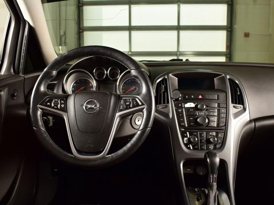 Opel Astra J Рестайлинг Кемерово  - изображение 8