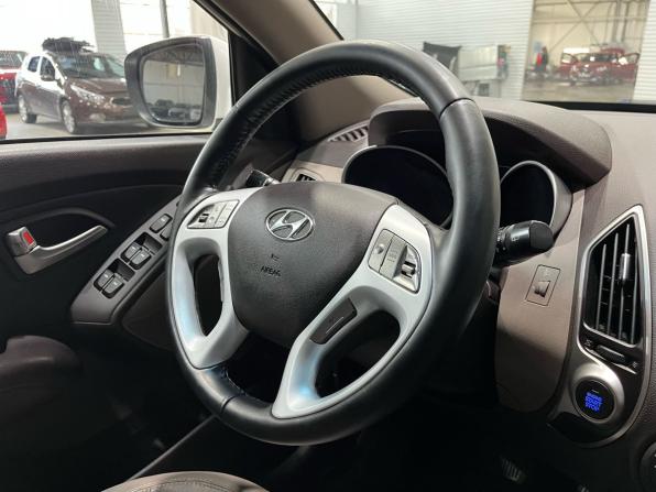 Hyundai ix35 I с пробегом 2012 года, цена 1 290 000 рублей, 124866 км, внедорожник, Автокод Объявления