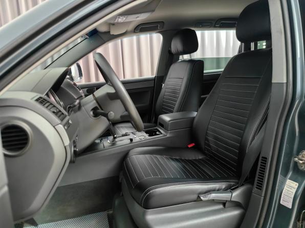 Volkswagen Touareg I Рестайлинг с пробегом 2008 года, цена 909 000 рублей, 246824 км, внедорожник, Автокод Объявления
