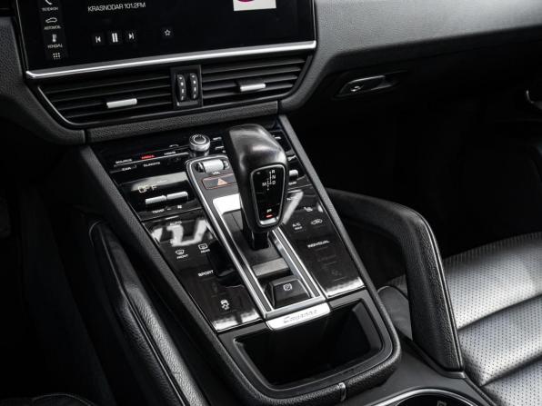 Porsche Cayenne III с пробегом 2018 года, цена 5 419 000 рублей, 122912 км, внедорожник, Автокод Объявления
